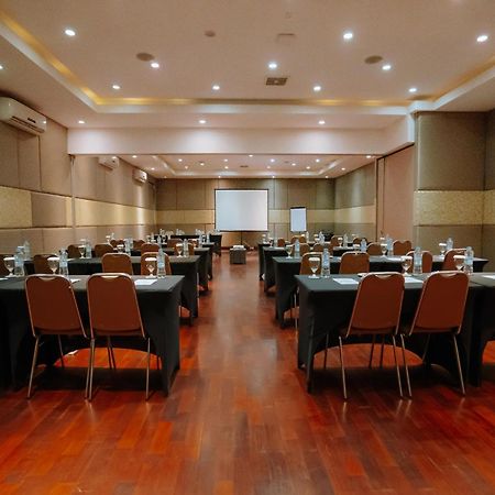 Praja Hotel Denpasar Eksteriør billede