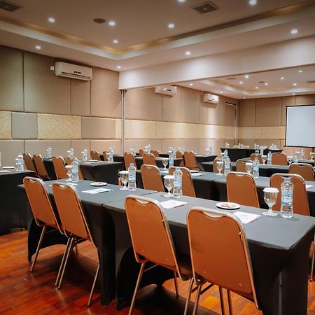 Praja Hotel Denpasar Eksteriør billede