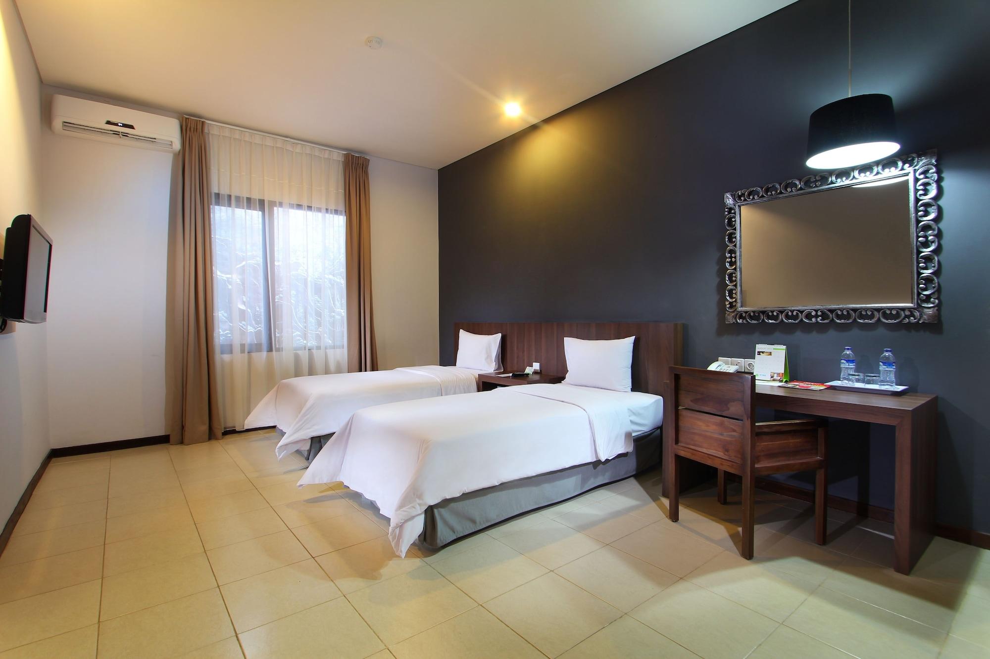 Praja Hotel Denpasar Eksteriør billede