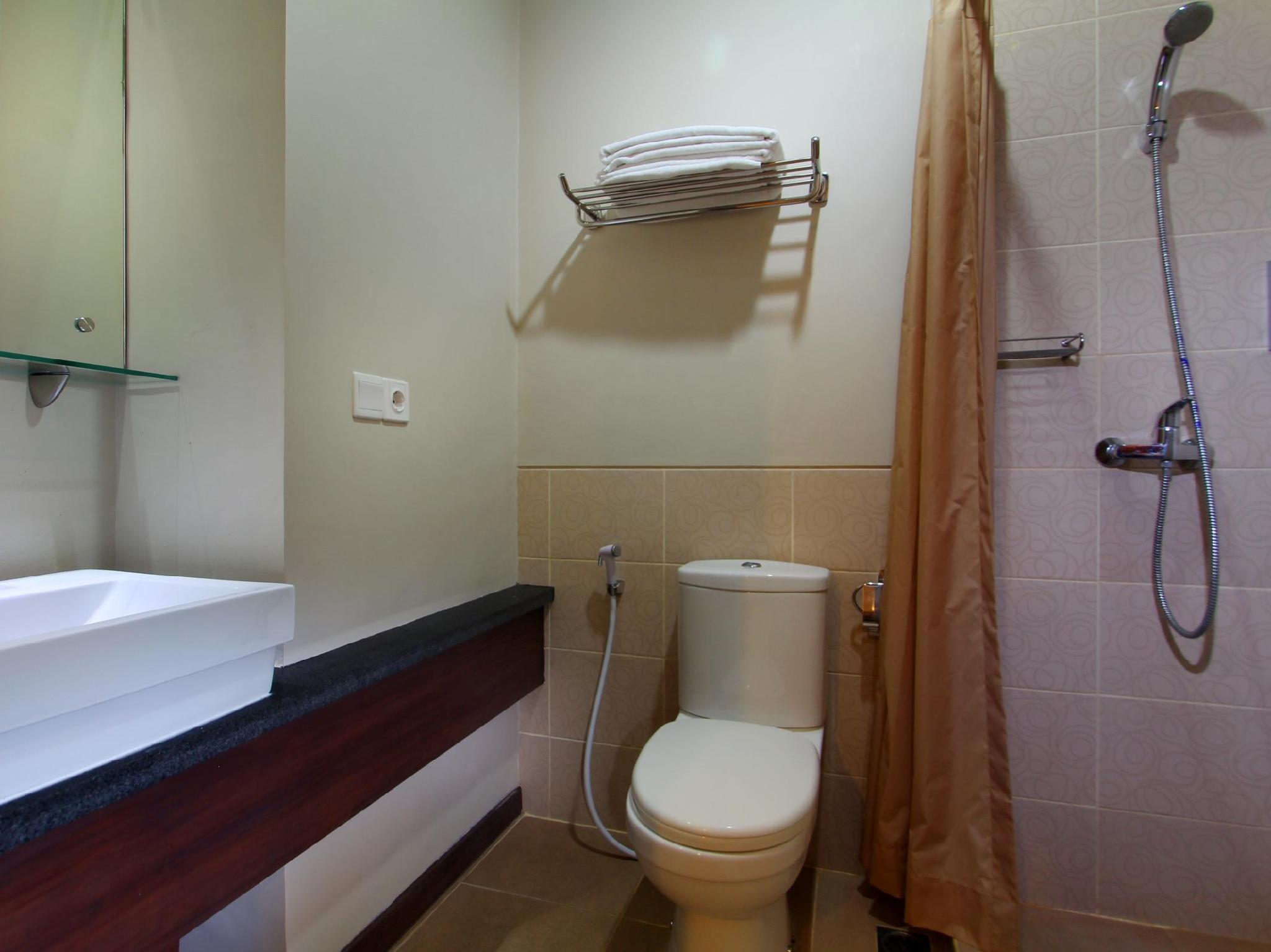 Praja Hotel Denpasar Eksteriør billede
