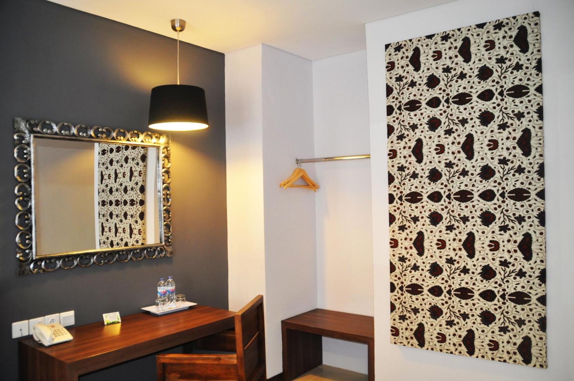Praja Hotel Denpasar Eksteriør billede