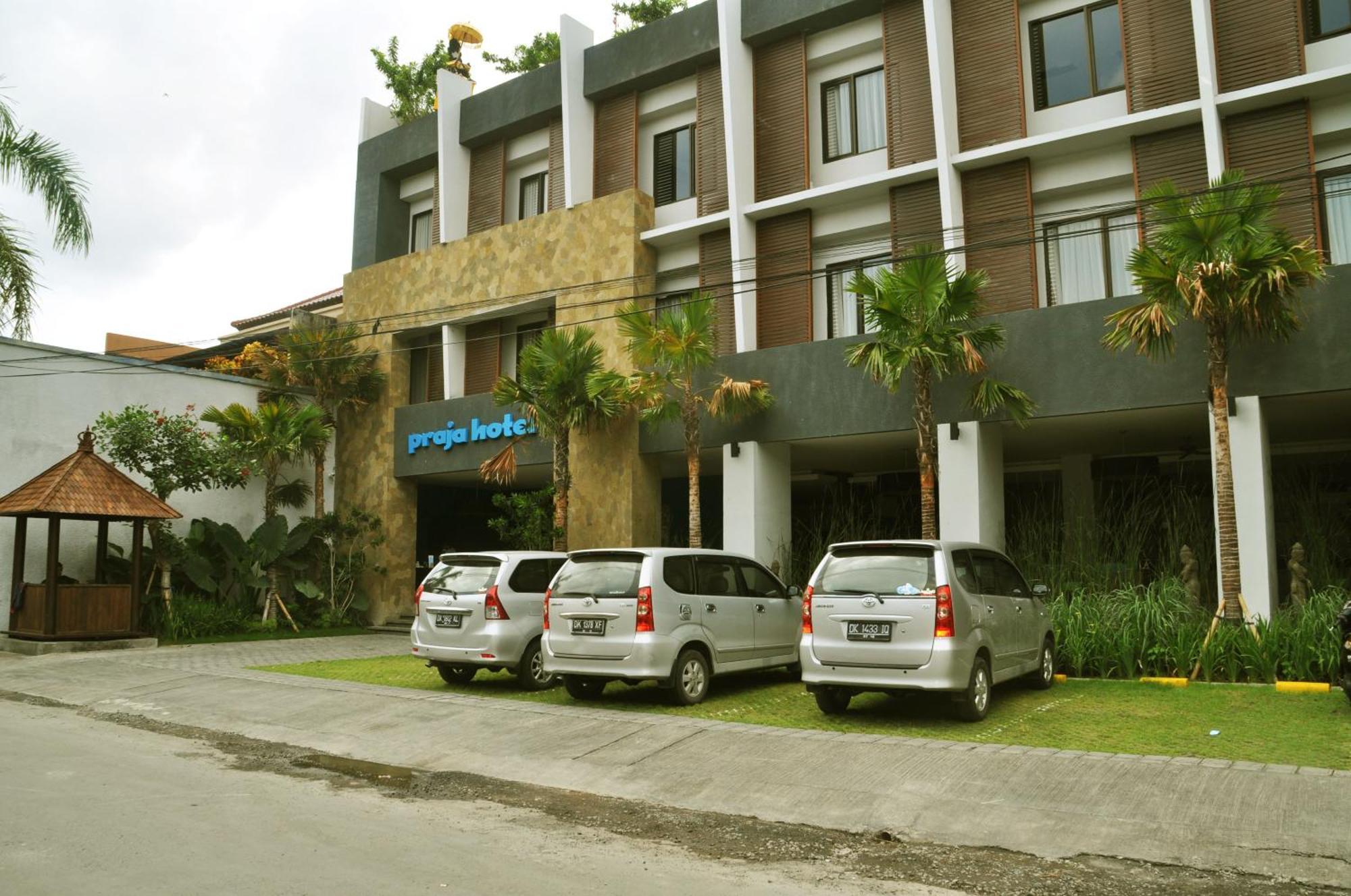 Praja Hotel Denpasar Eksteriør billede